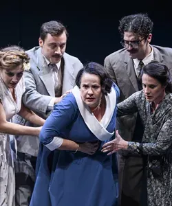 Το τρίτο στεφάνι