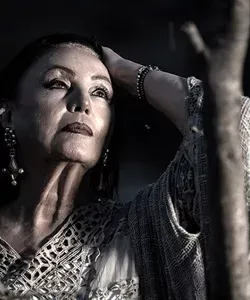 Η Ωραία Ελένη στην Κοιλάδα των Νεκρών Ερώτων