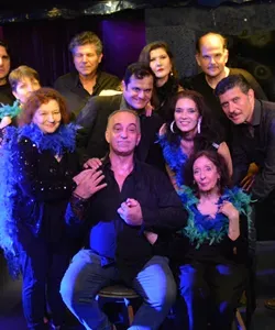 Αναζητώντας τη μαγεία - 20 χρόνια Θεατρίνων Θεατές